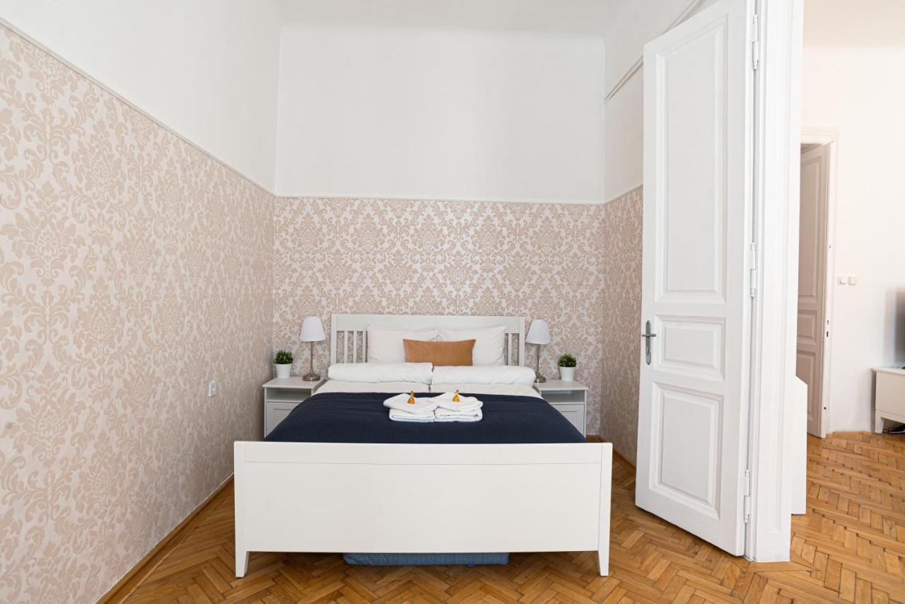 Terrace Vuvu - Apartment With Balcony In The Heart Of Budapest Exterior foto